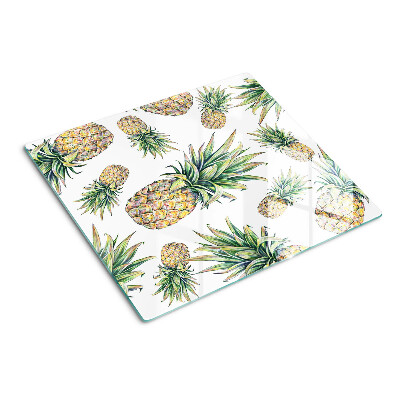 Staklena daska za rezanje Ananas na bijeloj pozadini