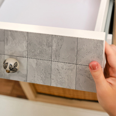 Dekoratyvinė plėvelė baldams Pilkos plytelės