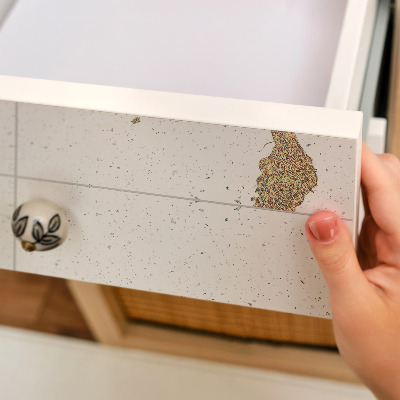 Klijuojama plėvelė baldams Baltos lėkštės