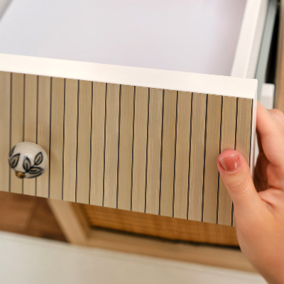 Dekoratyvinė plėvelė baldams Medinės juostelės