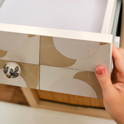 Lipni baldų plėvelė Garstyčių formos