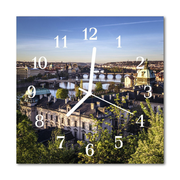 Stakleni četvrtasti sat Prag