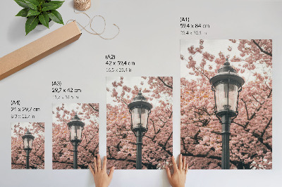 Zidni plakat Ružičasto drveće crna lampa nostalgična atmosfera