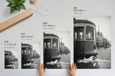 Dekorativni plakat Crno-bijeli tramvaj u centru grada