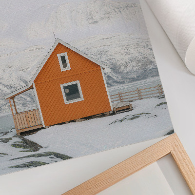 Zidni plakat Minimalistički okvir s narančastom kućom i snježnim planinama