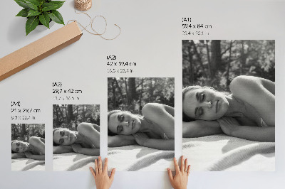 Dekorativni plakat Elegantni portret žene u crno-bijeloj tehnici