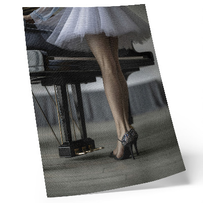 Zidni plakat Balerina za klavirom, elegancija i delikatnost