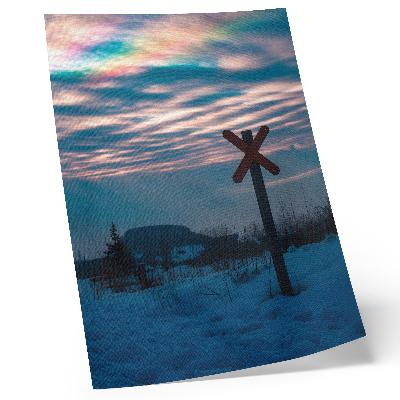 Plakat Atmosferski zimski krajolik, šareni oblaci, usamljeni znak