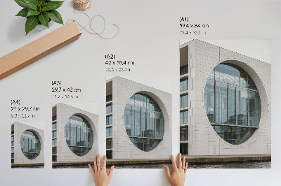 Dekorativni plakat Futuristička fasada, stroge linije, staklena konstrukcija