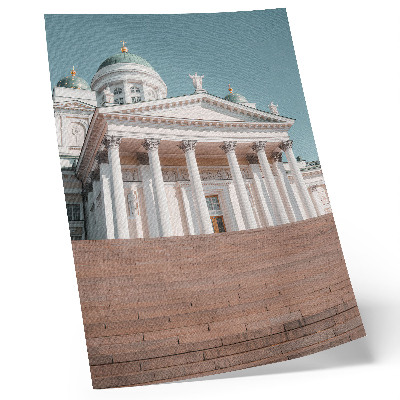 Plakat Zgrada sa stupovima i elegantnim arhitektonskim detaljima
