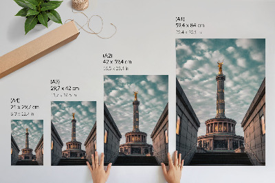 Dekorativni plakat Elegantni stup s anđelom i moderna arhitektura
