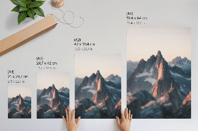 Dekorativni plakat Planine u svjetlu zalaska sunca, pastelne nijanse