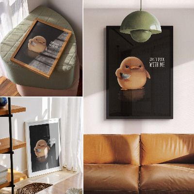 Dekorativni plakat Preslatka patka s nožem na crnoj pozadini