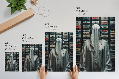 Dekorativni plakat Figura u bijelom ispred zida od kaseta