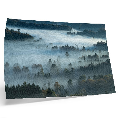 Stilski zidni plakat Zeleno drveće u magli, mirna atmosfera, prigušene boje