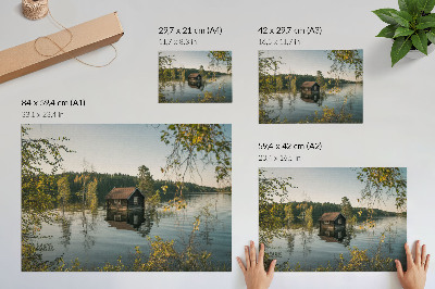 Plakat Kućica na jezeru s odrazom mira u šumskoj vodi
