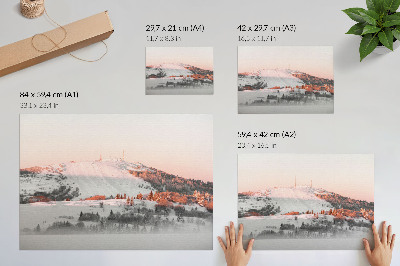 Stilski zidni plakat Zimski krajolik u nijansama ružičaste i bijele