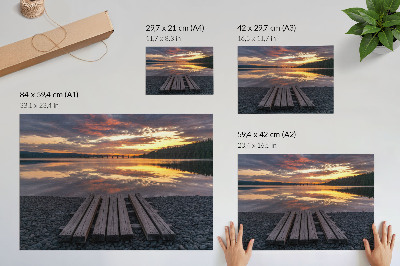 Plakat na platnu Jezero u zalasku sunca, tople boje drveta