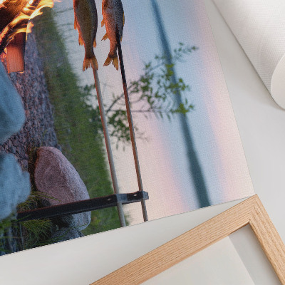Plakat na platnu Lomača uz jezero, riba na štapićima, naravno