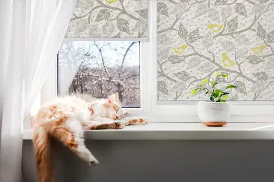 Rolo zavjesa za balkonska vrata Žute ptice na sivim granama