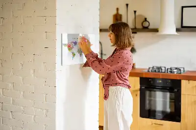 Magnetna suhobrisiva ploča karta sa zastavama