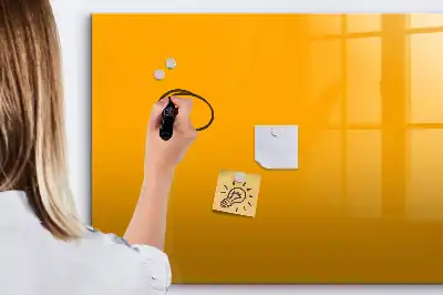 Magnetna suhobrisiva ploča zlatnožuta