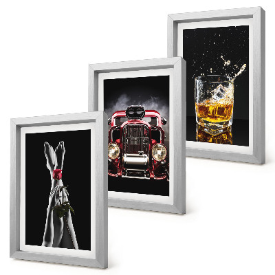 Set 3 slike u okviru Ženske noge s ružom, starim automobilom, čašom viskija
