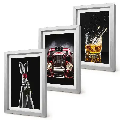 Set 3 slike u okviru ženske noge s ružom, starim automobilom i čašom viskija