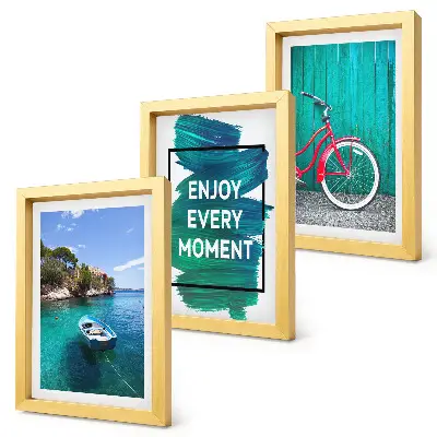 Zidna galerija slika pogled na more s inspirativnim natpisom, brodom i biciklom