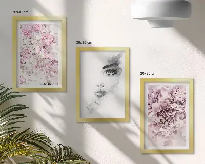Set od 3 slike u okviru nježni božuri i crno-bijeli portret žene