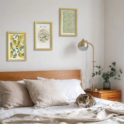 Zidna galerija slika s motivima limuna, bilja i lišća