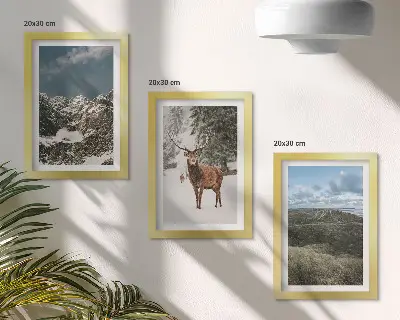 Komplet slika u okviru planine sa snijegom, jeleni u šumi i krajolici