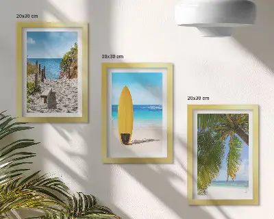 Komplet slika u okviru pogled na tropsku plažu s valovima i palmama