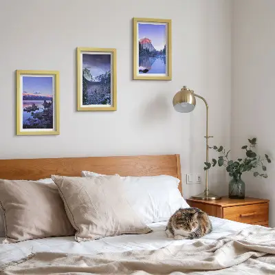 Zidna galerija slika planinski krajolici u sumrak s pogledom na vodu