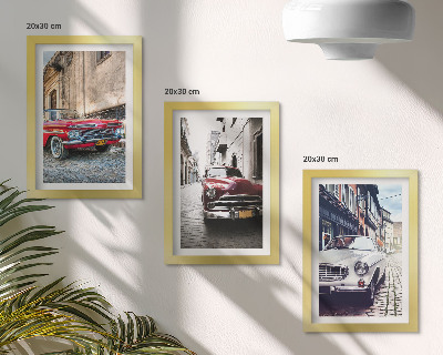 Komplet slika u okviru Klasični automobili na gradskim ulicama u različitim bojama