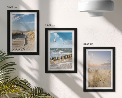 Zidna galerija slika Plaža s pijeskom, valovima, nebom i pticama u letu