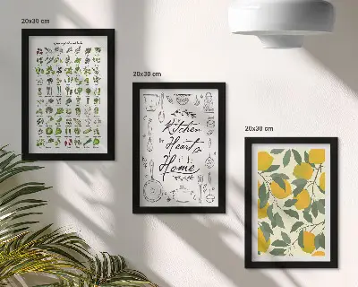 Zidna galerija slika s motivima začinskog bilja, kuhinjskog znaka i oslikanih limuna