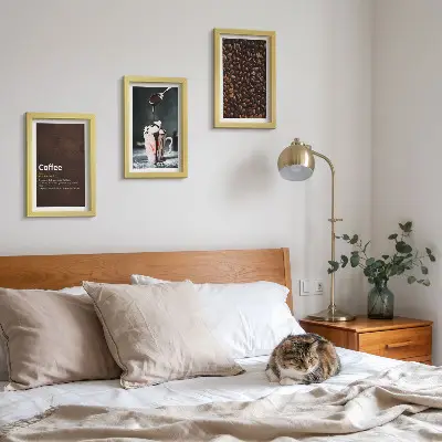 Zidna galerija slika dekoracija s motivom napitka od šlaga sa zrnima kave