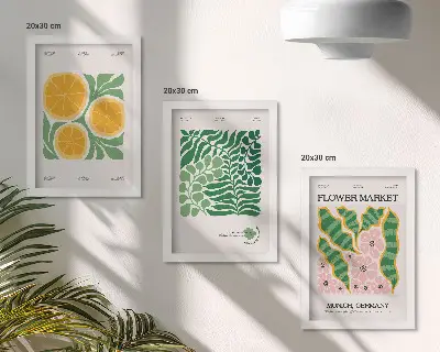 Zidna galerija slika s motivima voća i biljaka u pastelnim bojama