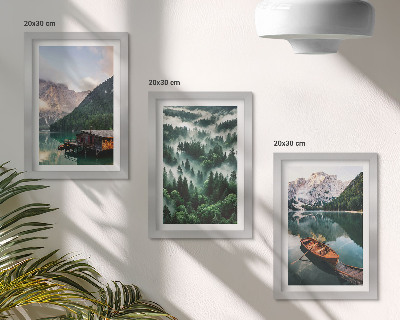 Zidna galerija slika Planinski krajolici s jezerom, brodom i šumom u magli
