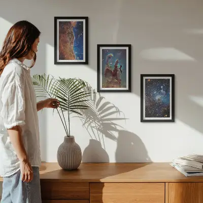 Set 3 slike u okviru s motivom svemirskih krajolika s galaksijama i maglicama