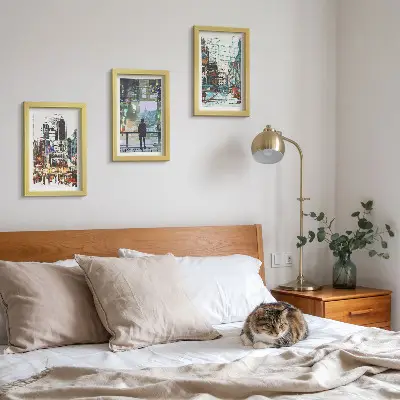 Komplet slika u okviru moderni gradovi u bojama s figurom u pozadini