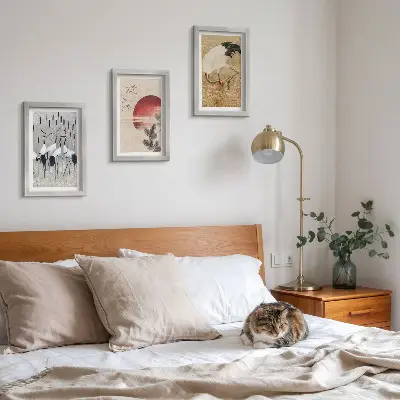 Komplet slika u okviru ilustracije japanskog ždrala s motivima japandi krajolika