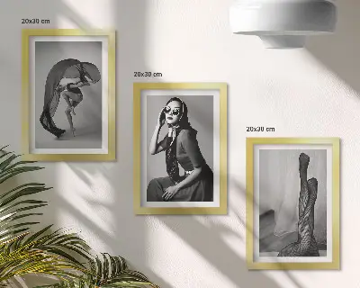 Set 3 slike u okviru elegantni crno-bijeli portreti žena u elegantnim pozama
