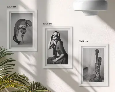 Set 3 slike u okviru elegantni crno-bijeli portreti žena u elegantnim pozama