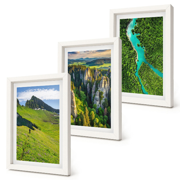 Set 3 slike u okviru Zeleni planinski krajolici s rijekom i stijenama
