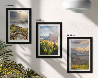 Zidna galerija slika Planinski krajolici s cvijećem, nebom i stazom