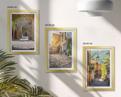 Set 3 slike u okviru Šarmantne ulice s kamenim zgradama i vratima