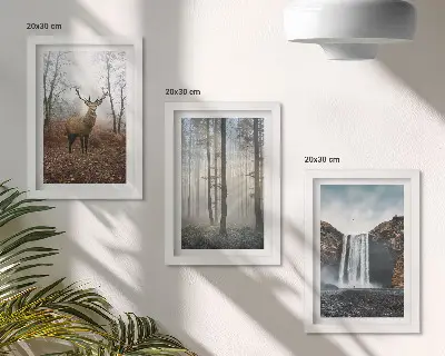 Zidna galerija slika s motivom šumskog krajolika s jelenom u prirodi