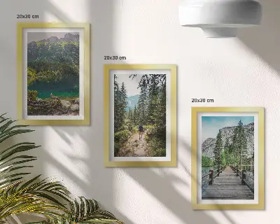 Zidna galerija slika s motivom planina, jezera, šuma i staza u prirodi